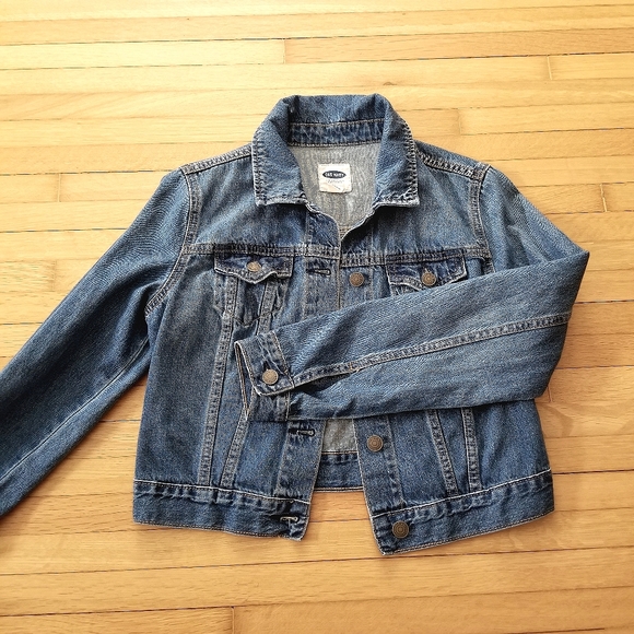 Old Navy Cropped Denim Jacket - Picture 3 of 7